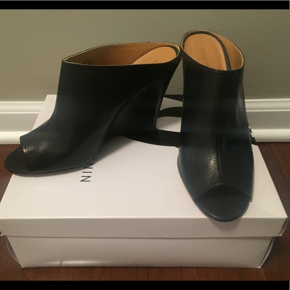Nine West Creative Black Wedge Sandal
